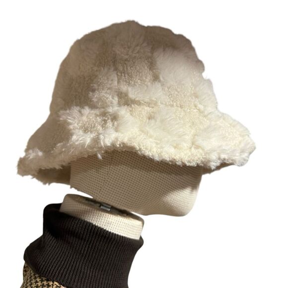 Fur Furry Fuzzy Teddy Bear Patchwork Immune Bucket Hat - Picture 6 of 8